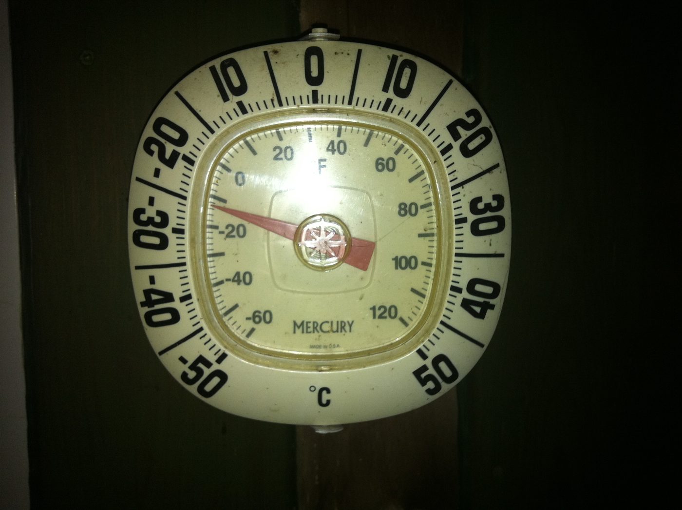 24 janvier 2011 : le thermomètre de la porcherie, moins vingt-cinq.